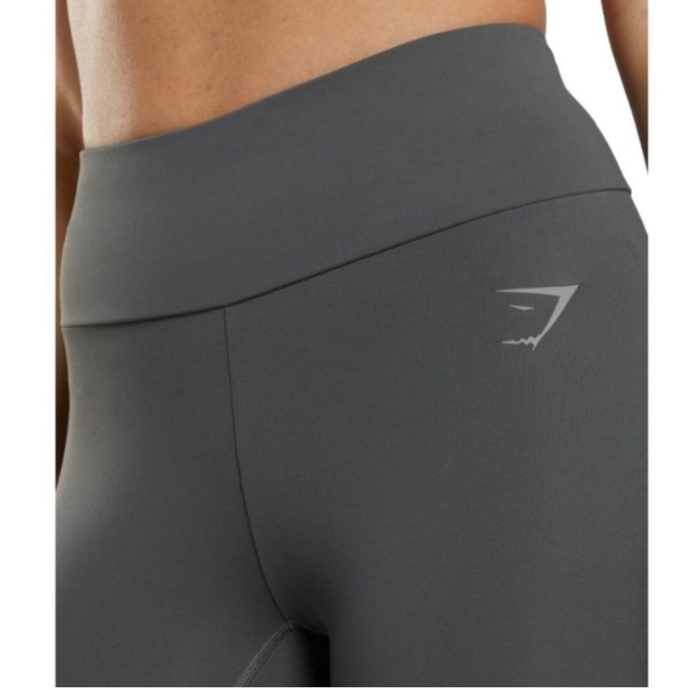 Gymshark Speed Leggings - charcoal grey
Gymshark | Size: small - Picture 2 of 9